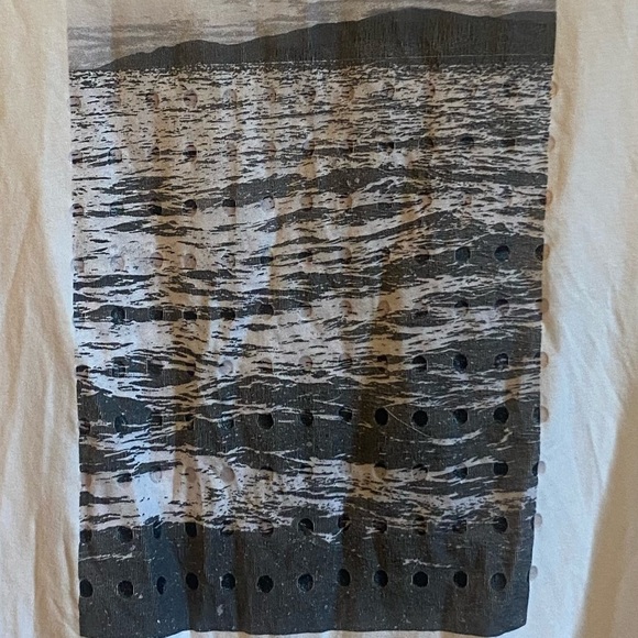 Lululemon Anahatasana Short Sleeve Tee in White Size 4 - Picture 5 of 6